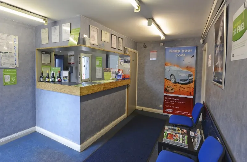 Lansdowne Motors Oldham work photo
